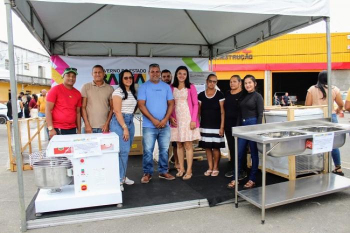 Agricultores familiares de Jitaúna contam com nova fonte de renda com entrega de Kit Padaria Agricultores familiares de Jitaúna contam com nova fonte de renda com entrega de Kit Padaria