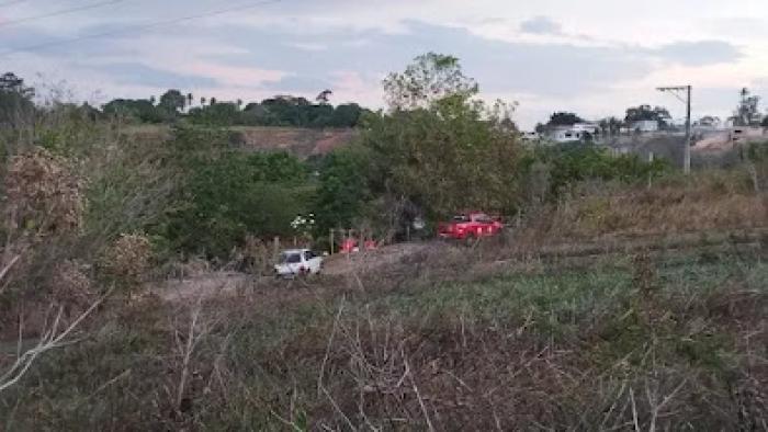 Idoso é atingido por raio na varanda de casa e sobrevive Idoso é atingido por raio na varanda de casa e sobrevive