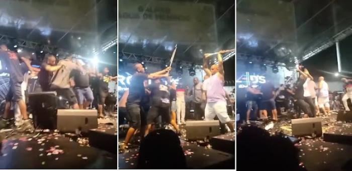 Integrantes do Psirico e Samba Trator trocam socos em cima do palco; veja vídeo Integrantes do Psirico e Samba Trator trocam socos em cima do palco; veja vídeo