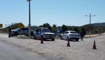 Professor é morto a tiros na BA-220, em Senhor do Bonfim