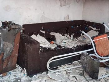 Criança de 3 anos incendeia casa ao colocar fogo em colchão em Paulo Afonso