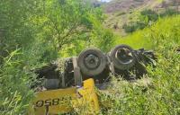 Ônibus que saiu de São Paulo com destino a Ubatã cai em ribanceira na Br-116